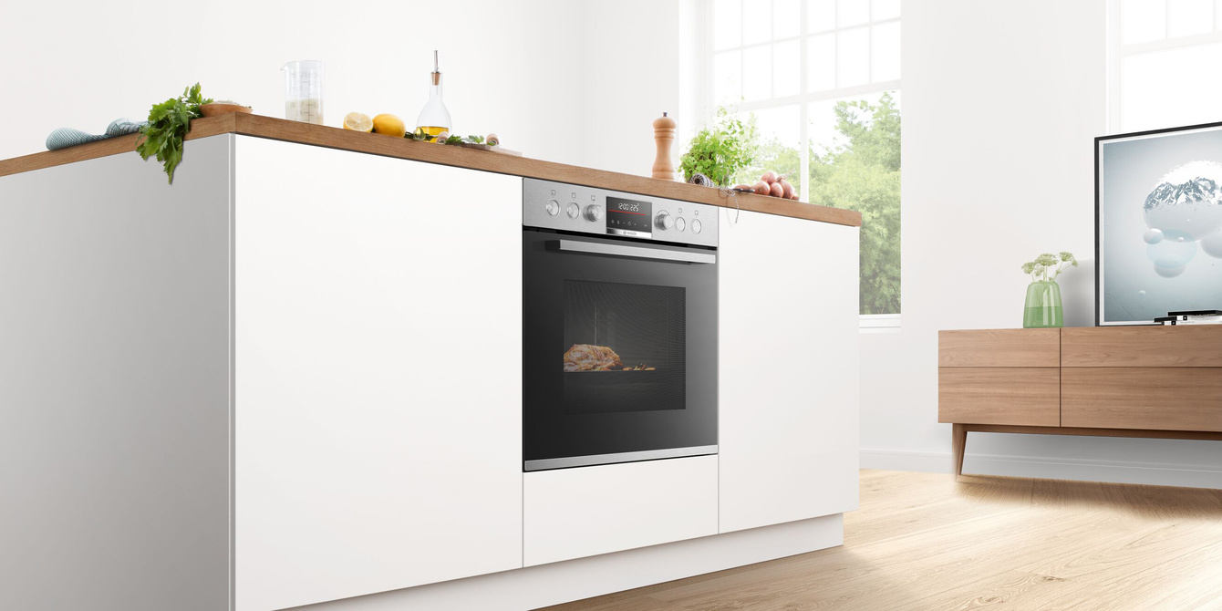Backöfen und Herdsets bei Elektro-Eul GmbH & Co. KG in Schrecksbach